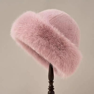 Women’s Fur Hat – Plush Faux Fur – Elegant Profile – Winter Ready