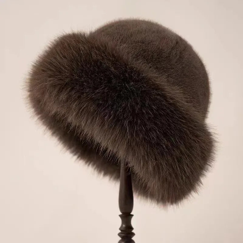 Women’s Fur Hat – Plush Faux Fur – Elegant Profile – Winter Ready